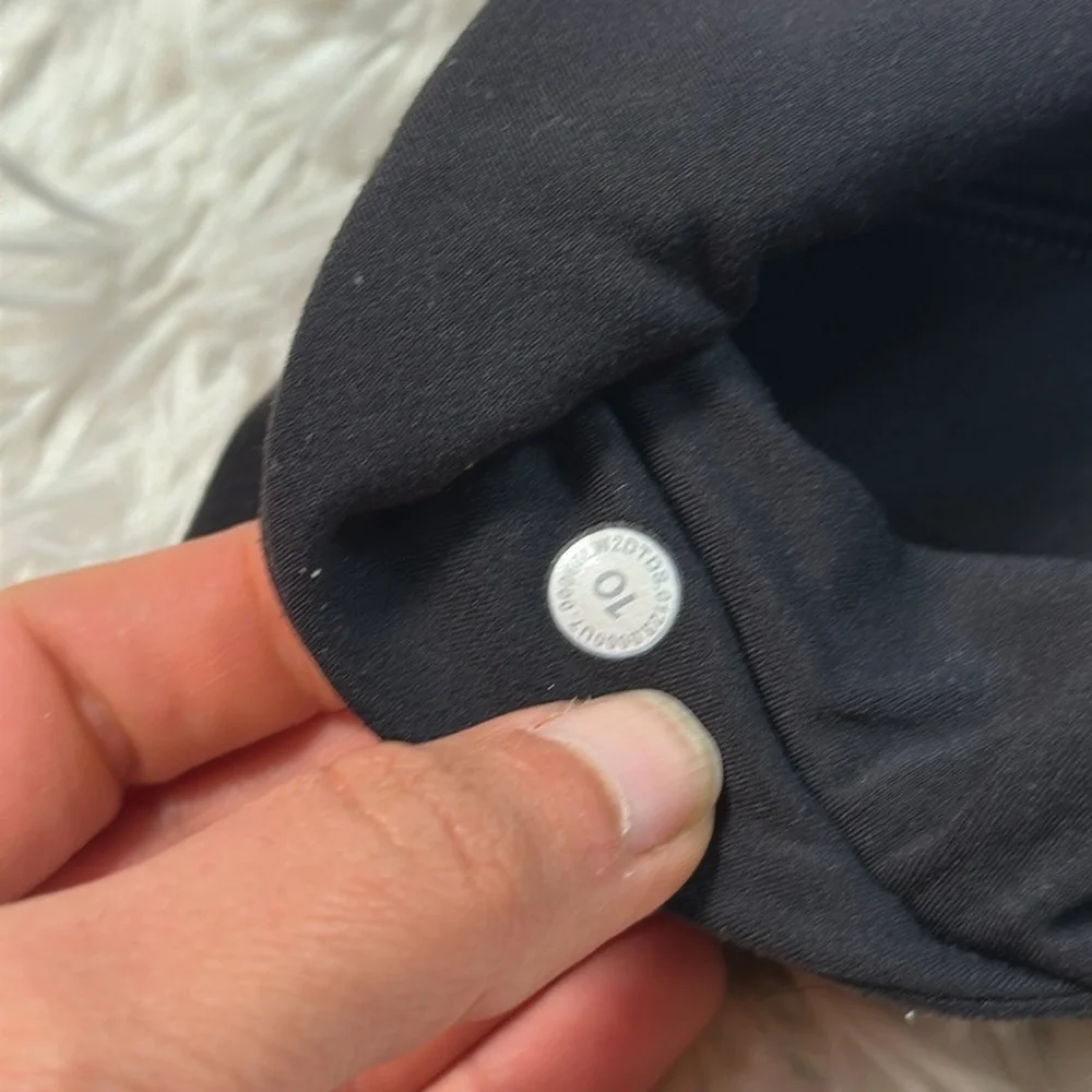 Lululemon Align Bra *Light Support, A/B Cup Black / Black